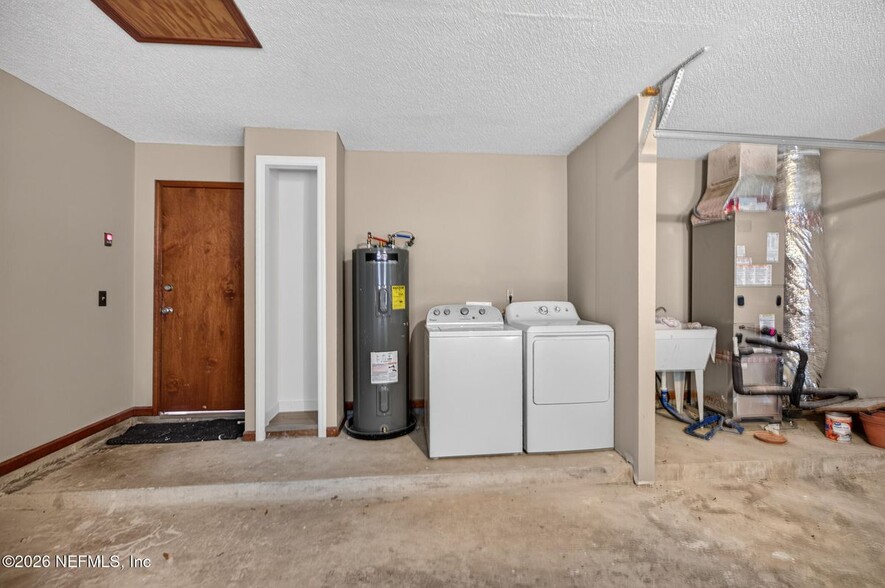 Building Photo - 4063 Julington Creek Rd