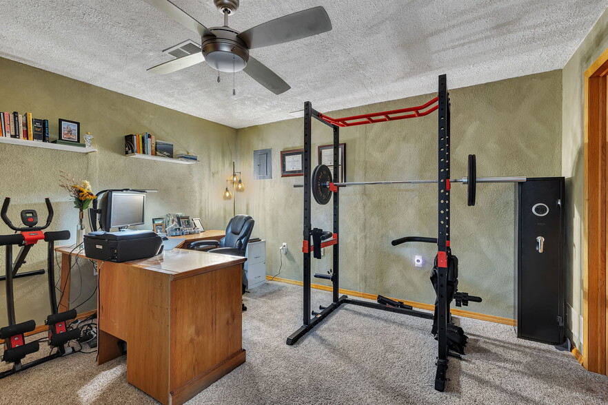 Building Photo - 5341 Mallard Ln