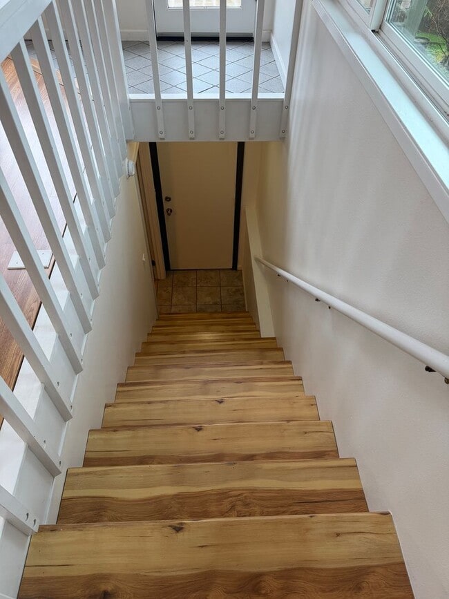 Building Photo - Beautiful 4 bedroom, 3 bathroom home in Eugene!