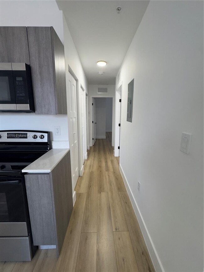 Building Photo - 1534 NW 1st St