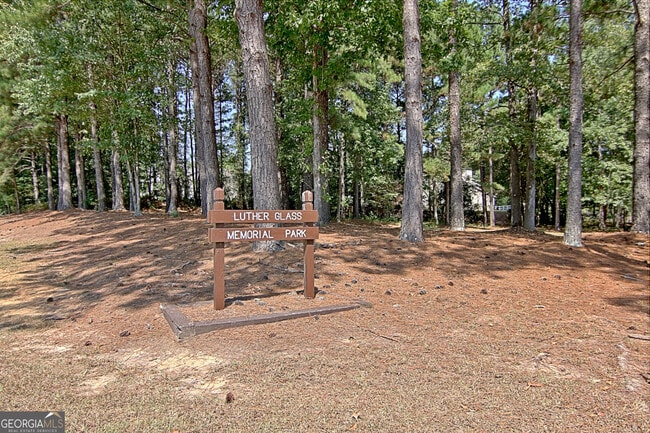 Building Photo - 315 Wood Ridge