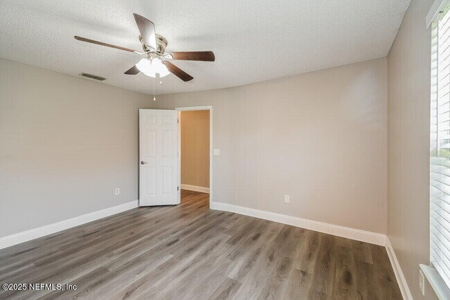 Building Photo - 6638 Lana Ln