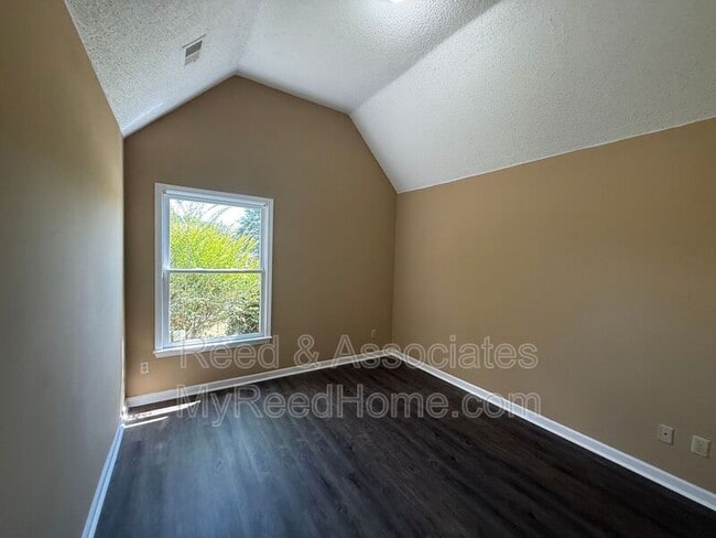 Building Photo - 6531 Annie Lee St