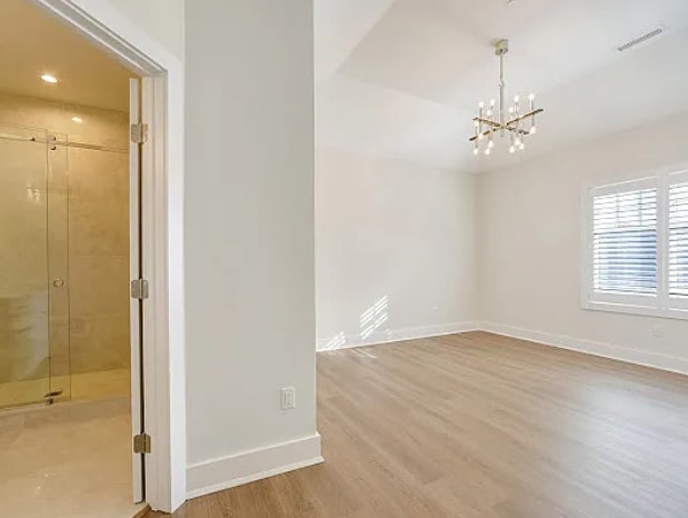 Building Photo - 445 Ramapo Valley Rd