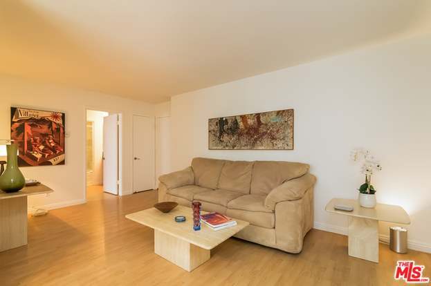 Building Photo - 972 Larrabee St