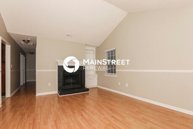 Building Photo - 3 Bedroom Pet-Friendly Home in Pineville, NC with Main Street Renewal