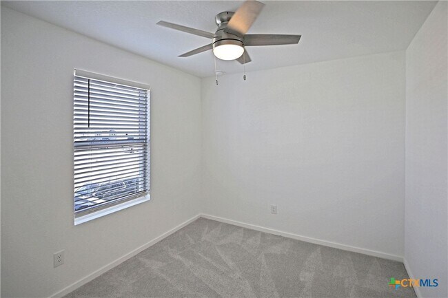 Building Photo - 11822 Bluebell Rdg