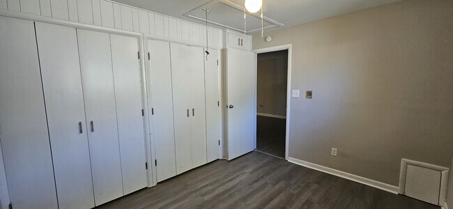 Building Photo - 1434 N Campbell Ave