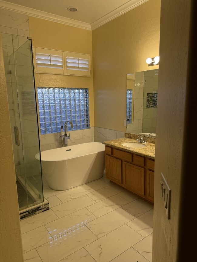 Building Photo - 7223 W Dreyfus Dr