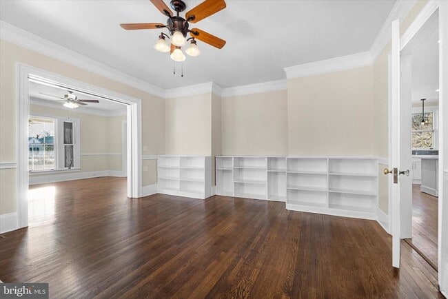 Building Photo - 311 W Main St