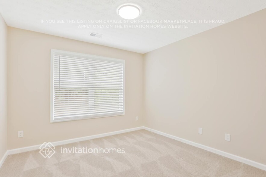 Building Photo - 110 Parkway Dr