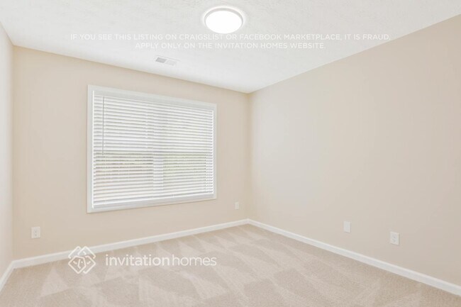 Building Photo - 110 Parkway Dr