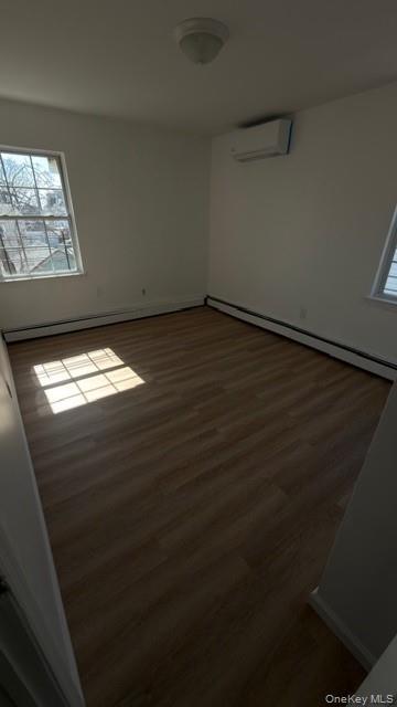 Building Photo - 69-51 Almeda Ave