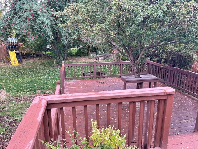 Building Photo - ***Half Off Move In Special***
