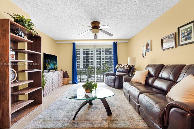 Building Photo - 770 Claughton Island Dr