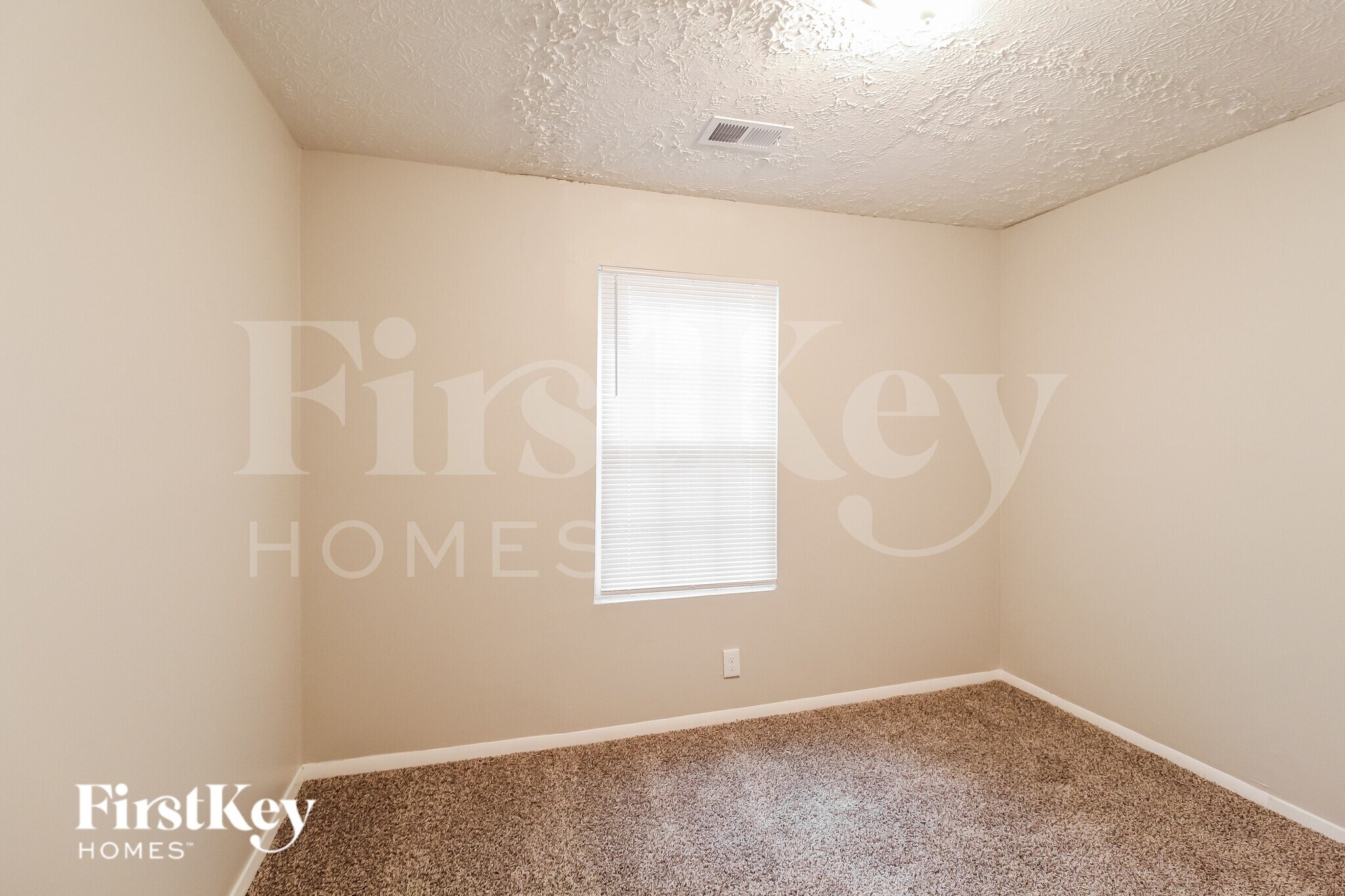 Building Photo - 4631 Garden Hills Dr