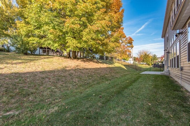 Building Photo - 2708 Brook Hill Ln