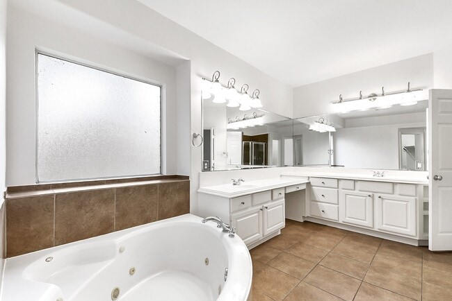 Building Photo - 1030 Bayou Vista Ct