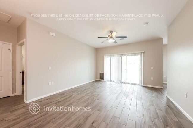 Building Photo - 506 W Latona Rd
