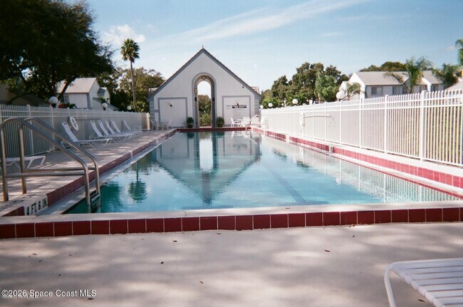 Building Photo - 816 Mystic Dr