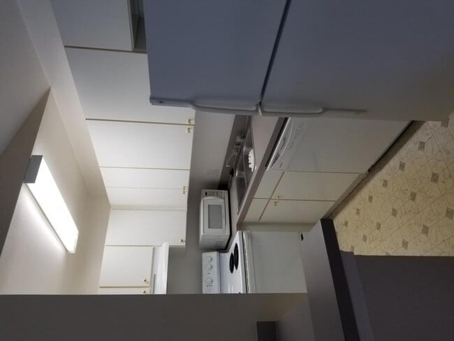 Building Photo - 10422 White Lake Ct