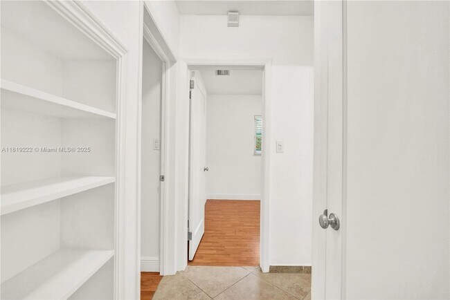 Building Photo - 6890 SW 51st St