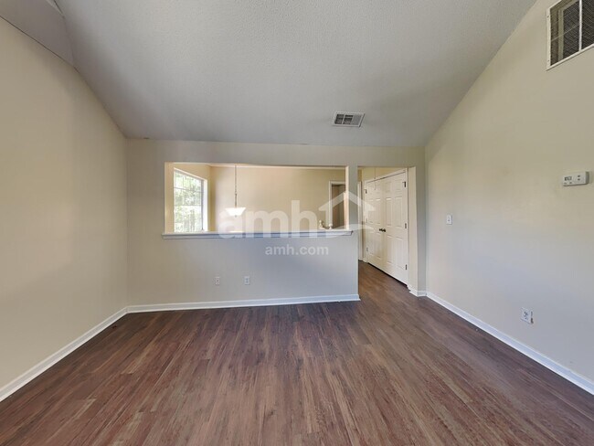 Building Photo - 4319 Caroline Ct