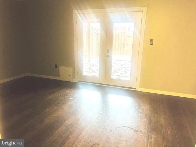 Building Photo - 8024 Hollow Reed Ct