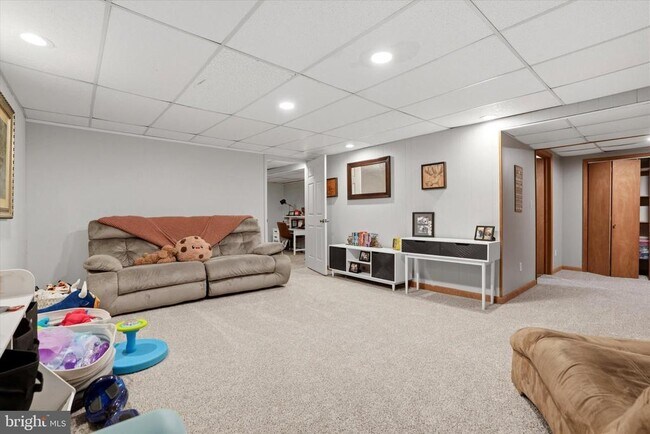 Building Photo - 1551 Duxbury Ct
