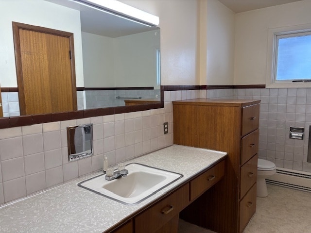 Building Photo - Large house west of Reserve Street