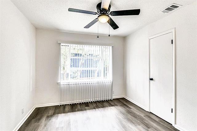 Building Photo - 2322 San Paula Ave