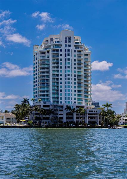 Building Photo - 3055 Harbor Dr