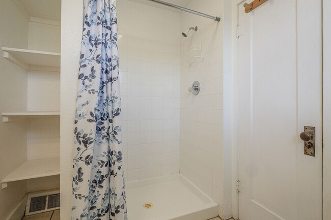 Building Photo - 1258 Colorado Ave