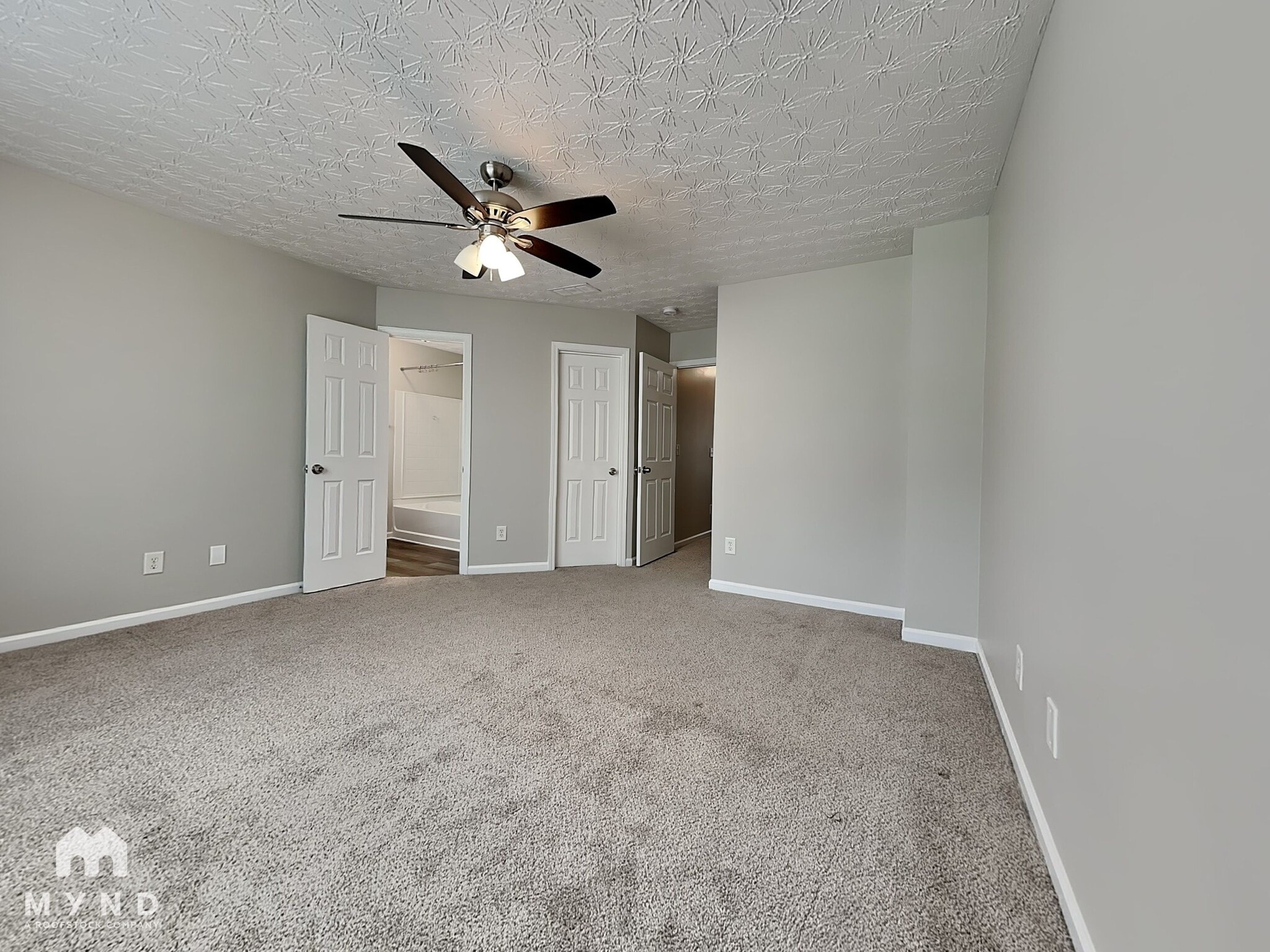 Building Photo - 2330 Marlin Dr