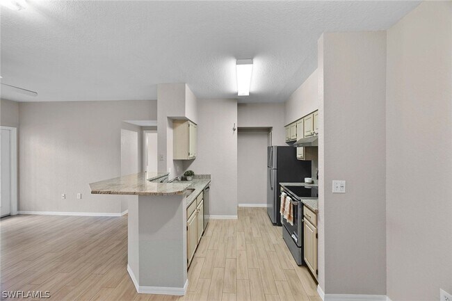 Building Photo - 23500 Walden Center Dr