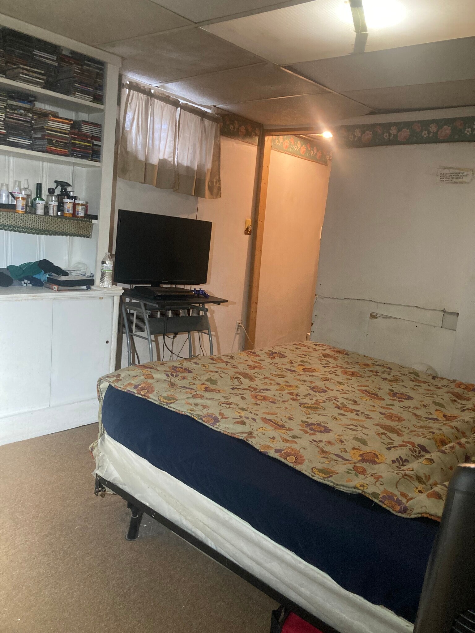 Building Photo - 764 Lenore Ln