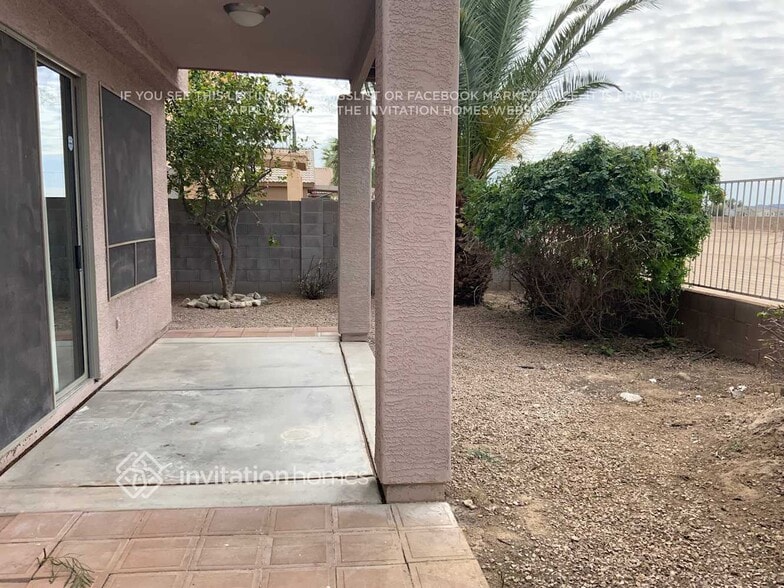Building Photo - 40092 Calabria St