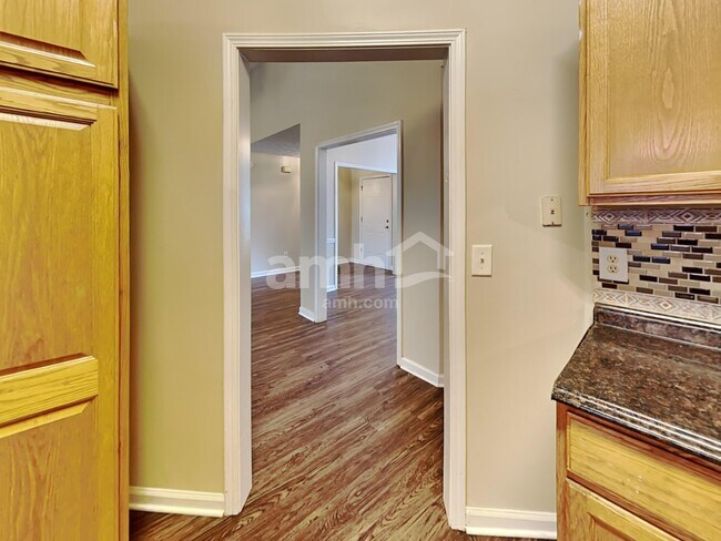 Building Photo - 2740 Avalon Meadows Ln