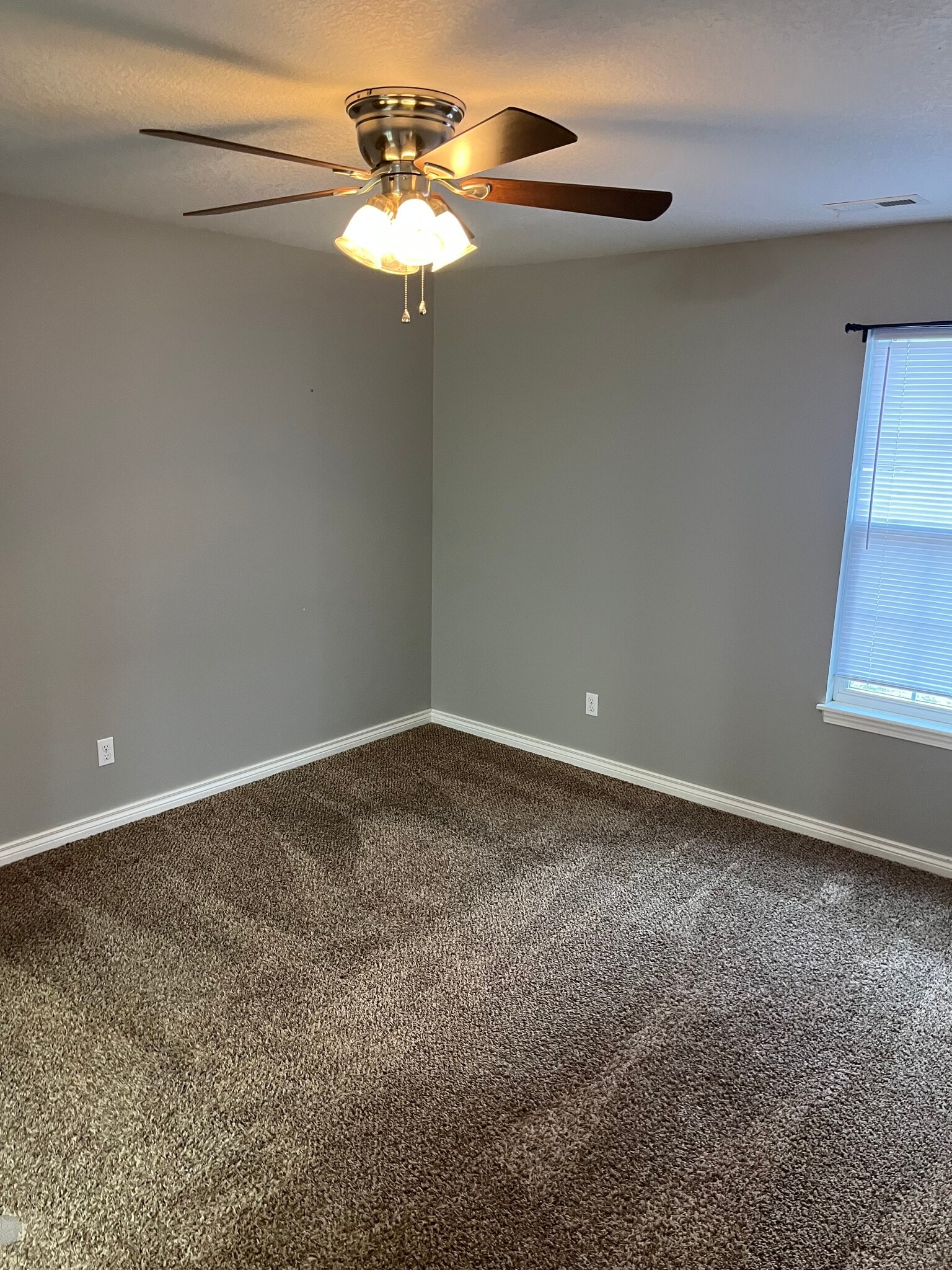 Master Bedroom - 1614 College Street