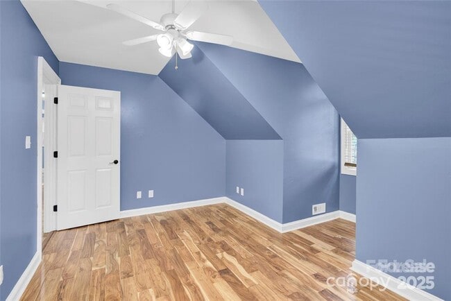 Building Photo - 832 Kemp Rd