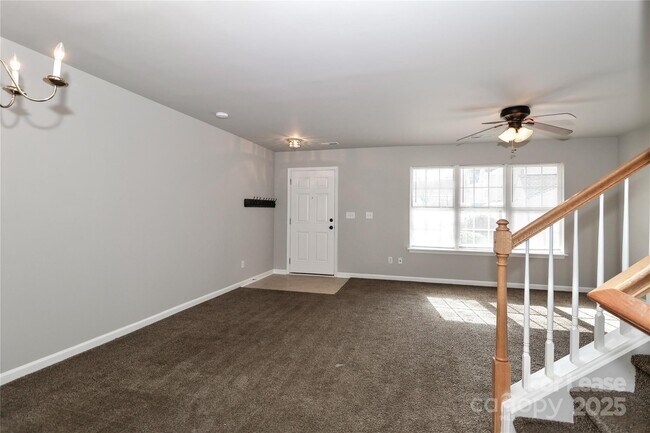 Building Photo - 153 Marakery Rd