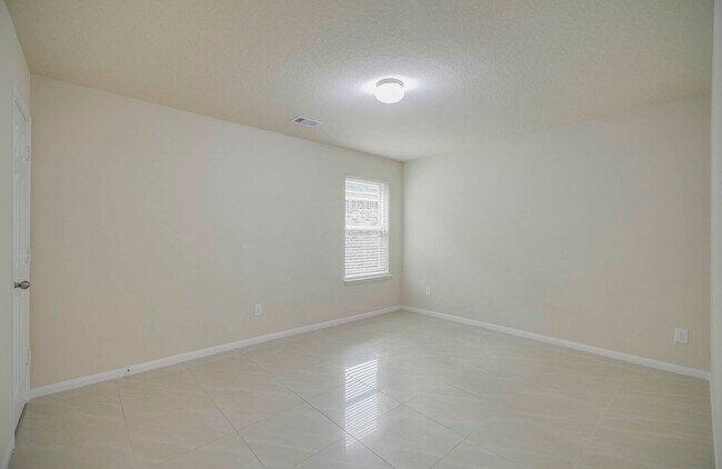 Building Photo - 15115 Russet Bend Ln