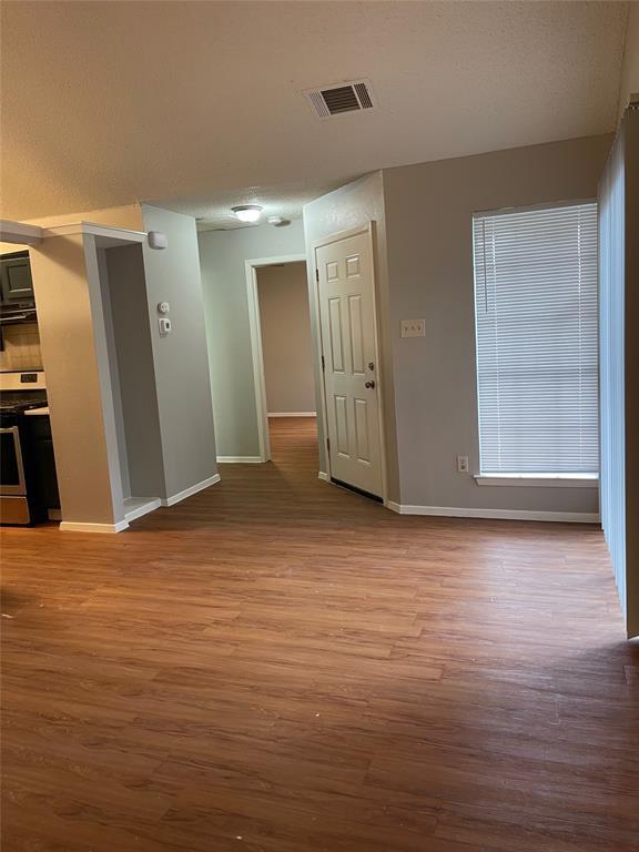 Building Photo - 3615 Leafield Dr