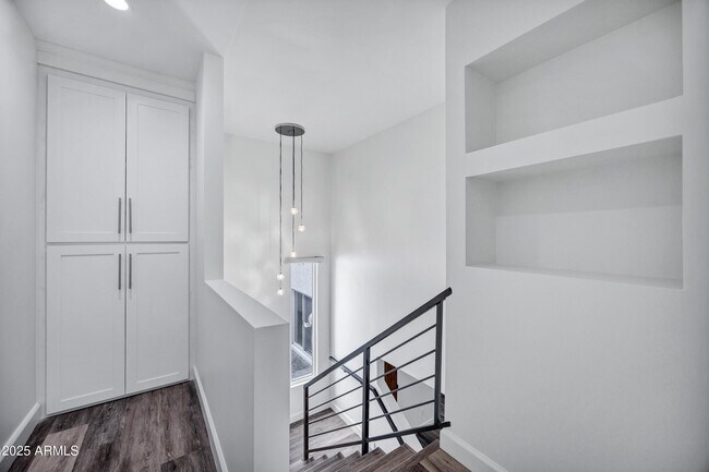 Building Photo - 11459 N 56th St
