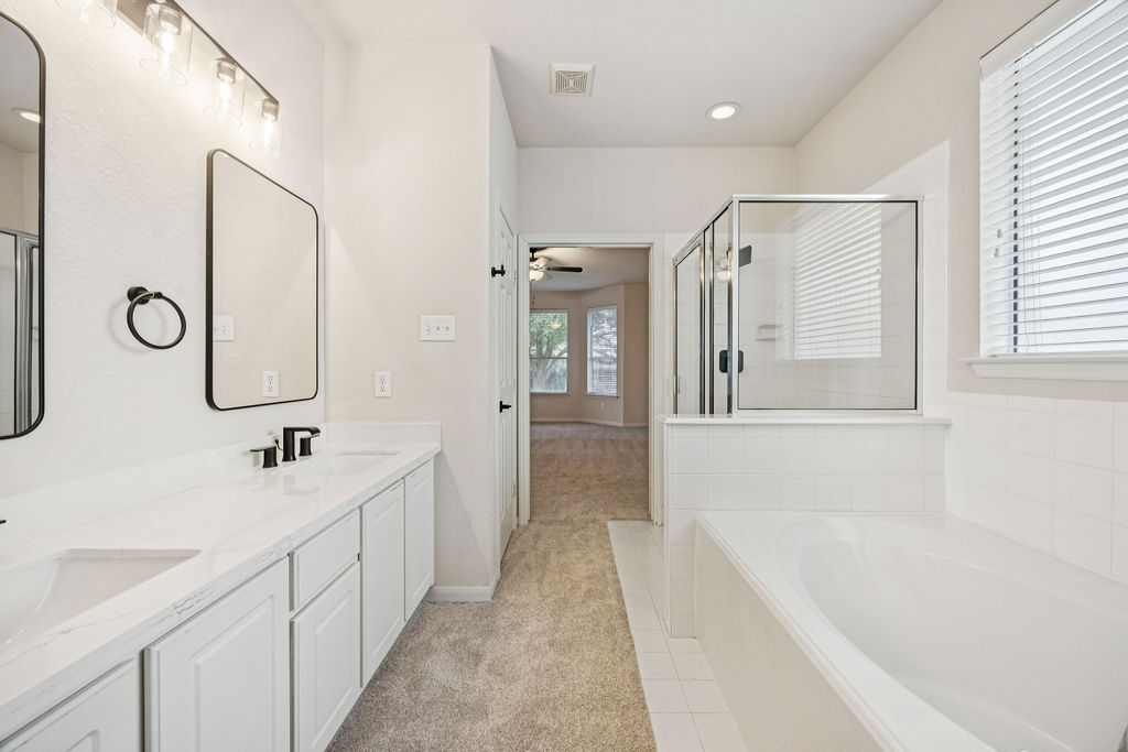 Building Photo - 18006 Cypress Valley Ln