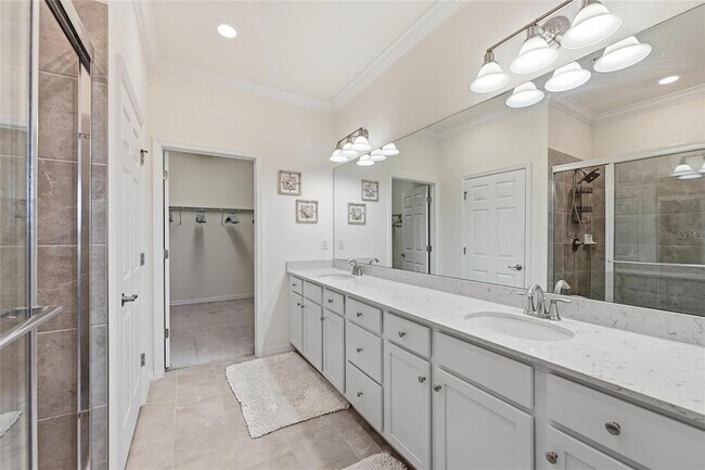 Building Photo - 10047 Crooked Crk Dr