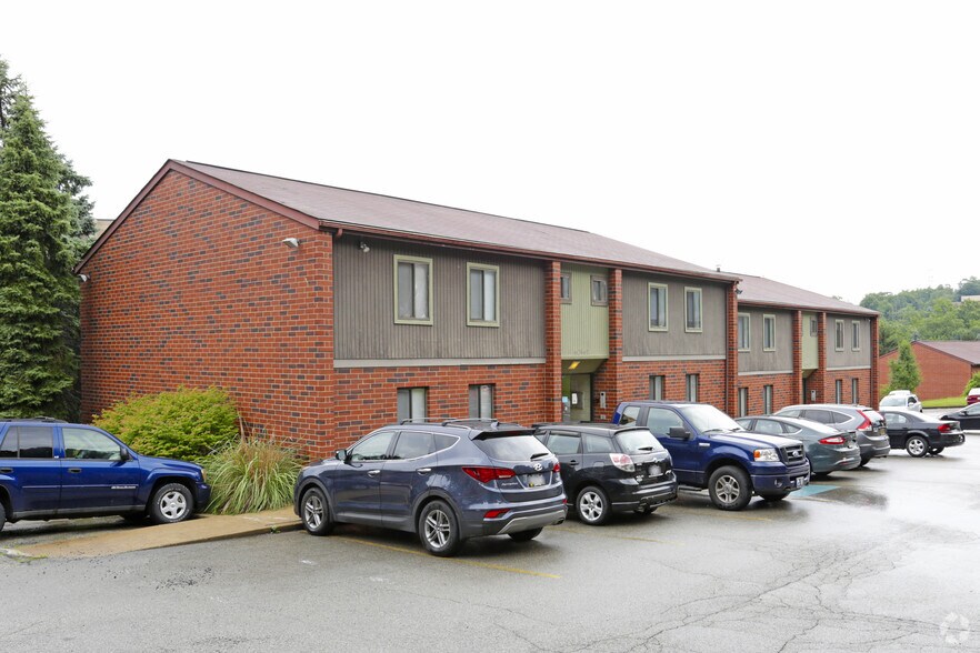 The Forest Apartments 801 Smokey Wood Dr Pittsburgh PA 15218