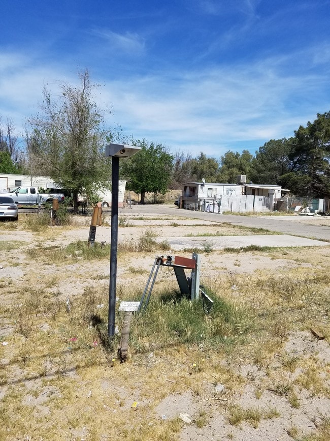 Vacant - Mobile Spaces - 1525 W Main St