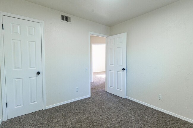 Building Photo - Rent to Own Available in Oklahoma City!