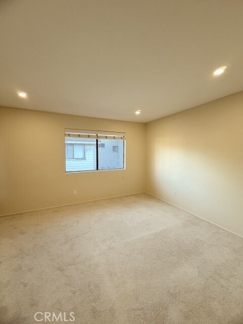 Building Photo - 2615 Plaza del Amo